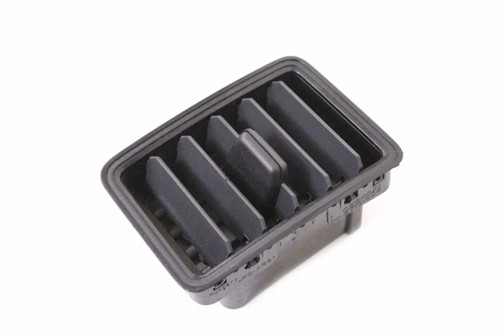 Paneļa gaisa restītes 7C0819703B