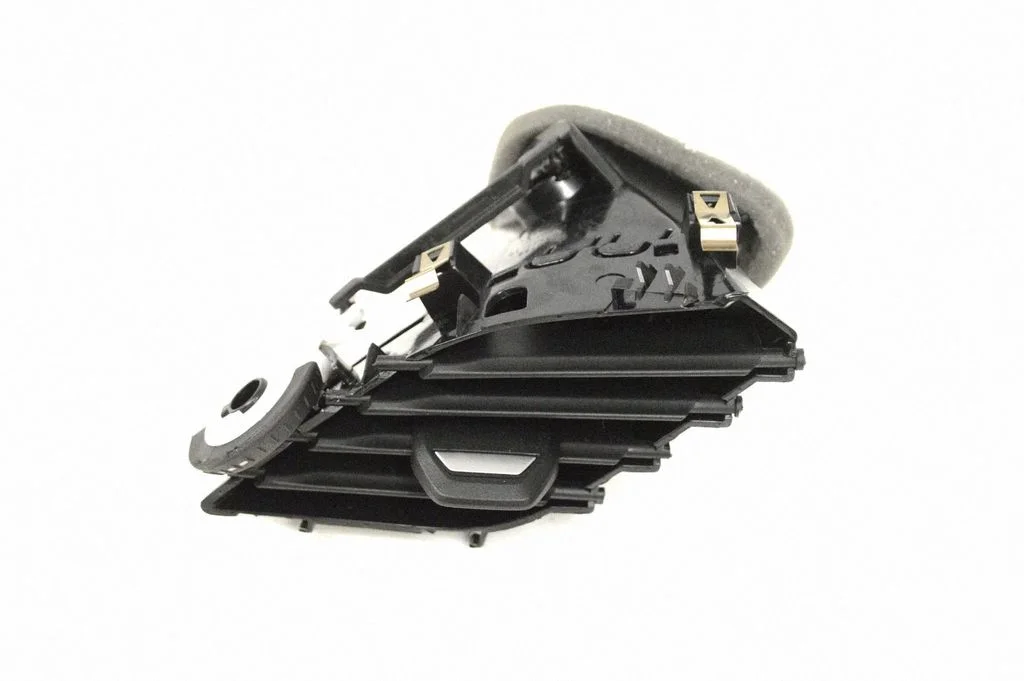 Armatuurlaua õhutusresti kate – BMW 1-seeria F40 (2019-2023)