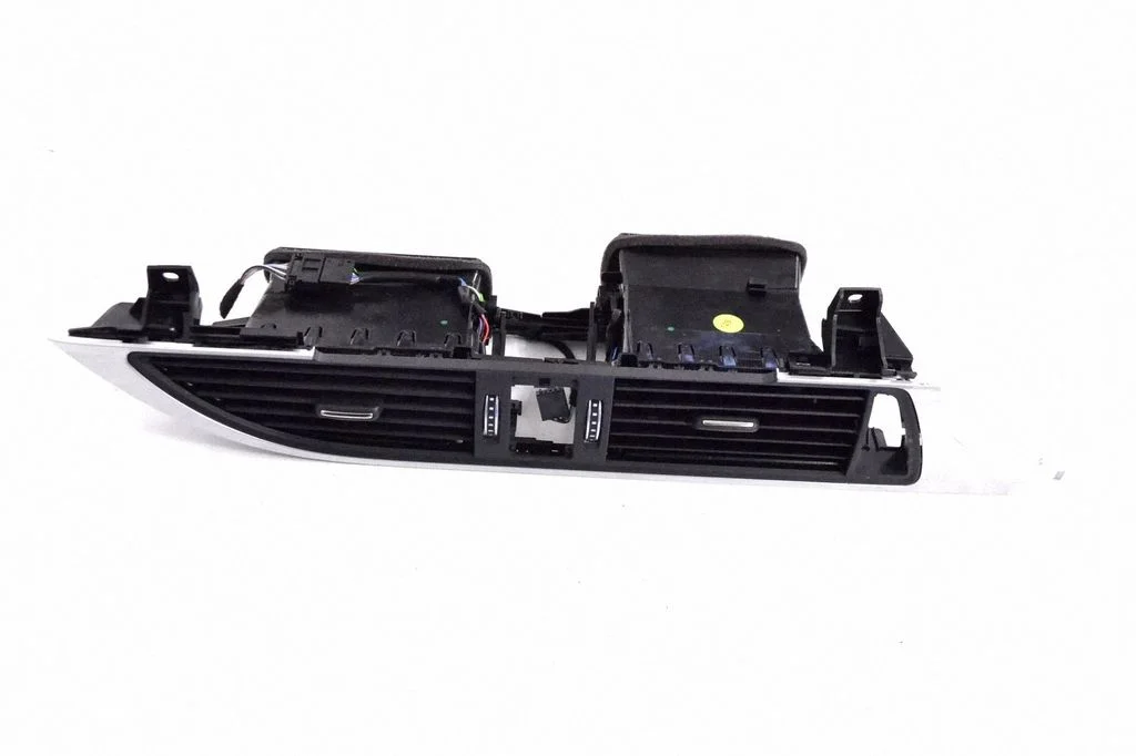 Dashboard air vent grill cover trim 4G2820951
