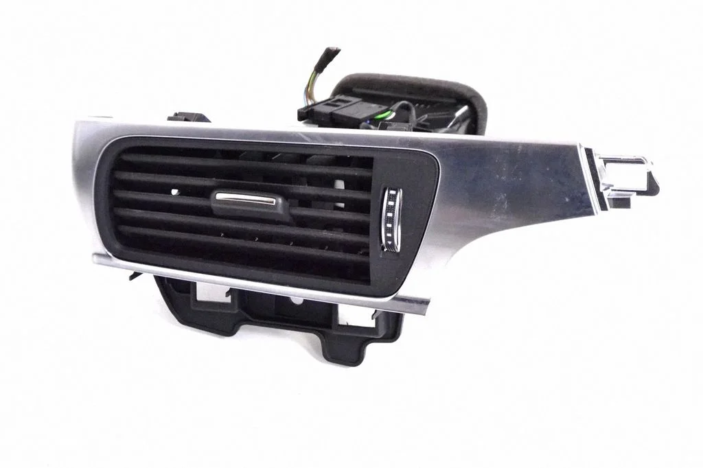 Dashboard air vent grill cover trim 4G2820902
