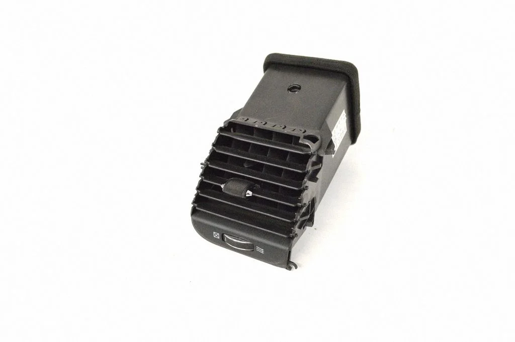 Kratka nawiewu szyby X90016401DL