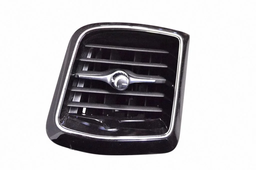Armatuurlaua õhutusresti kate – Volvo XC60 (2017-)