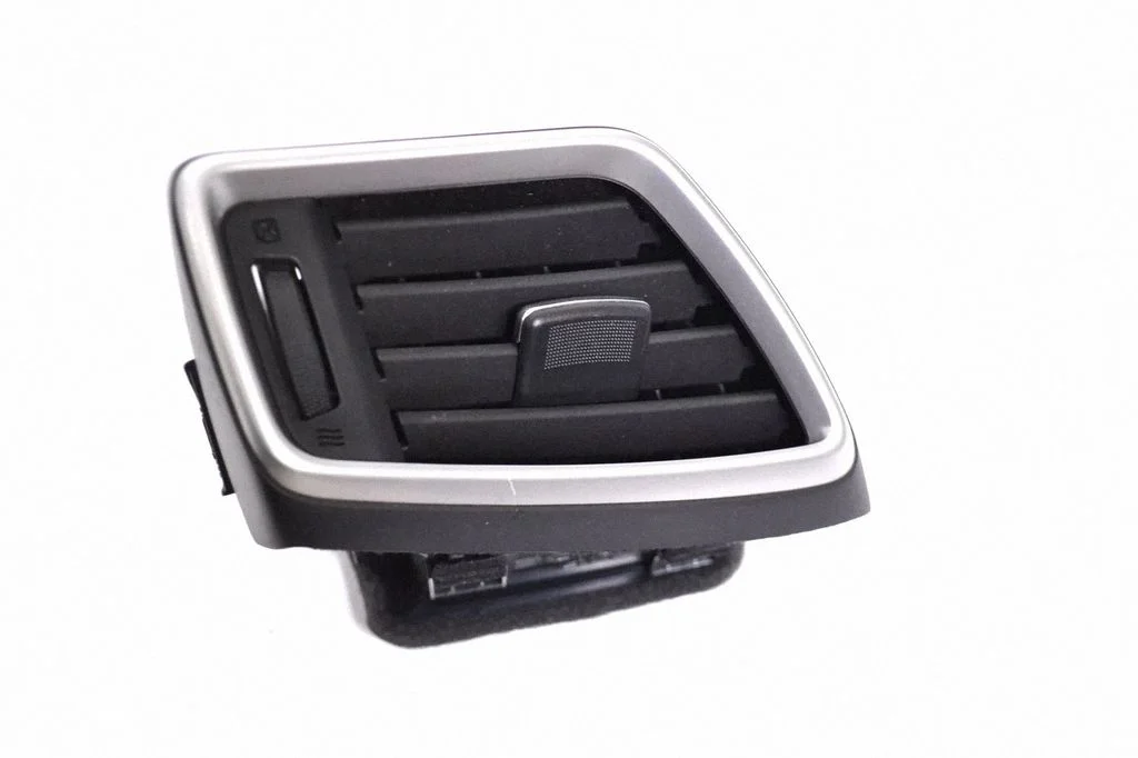 Dashboard air vent grill cover trim 687604BA0A