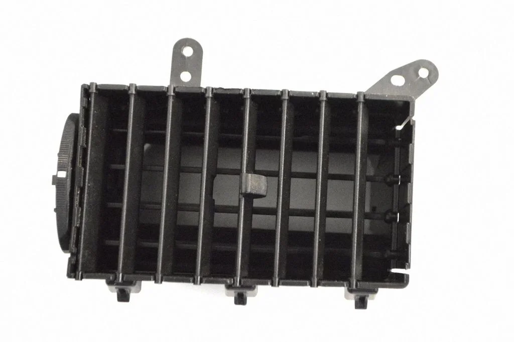 Dashboard air vent grill cover trim – Chrysler Voyager (2008-2016)