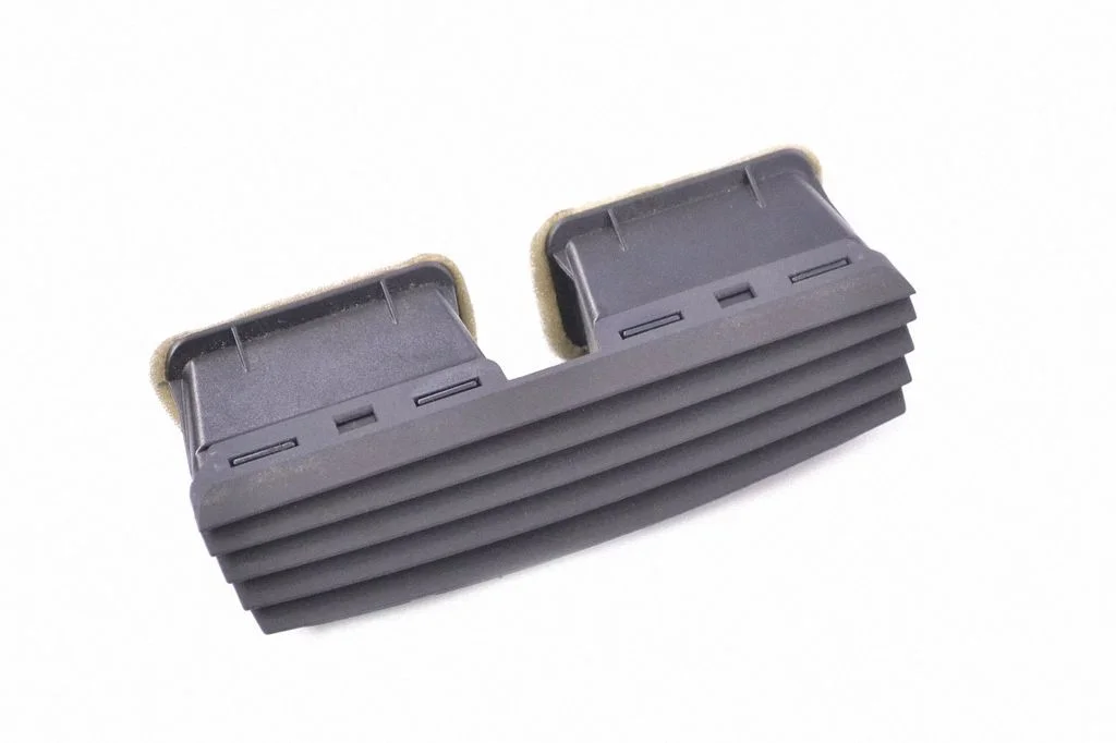 Dashboard air vent grill cover trim – Mercedes-Benz S-Class W221 (2005-2013)