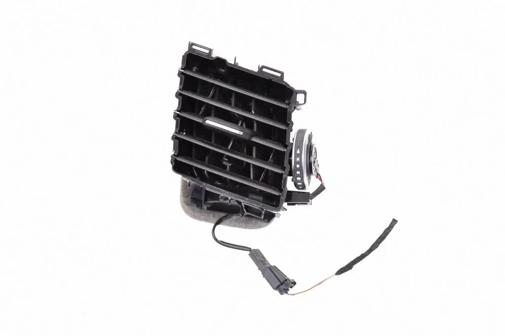 Kratka nawiewu szyby – Audi Q5 SQ5 FY (2017-2025)