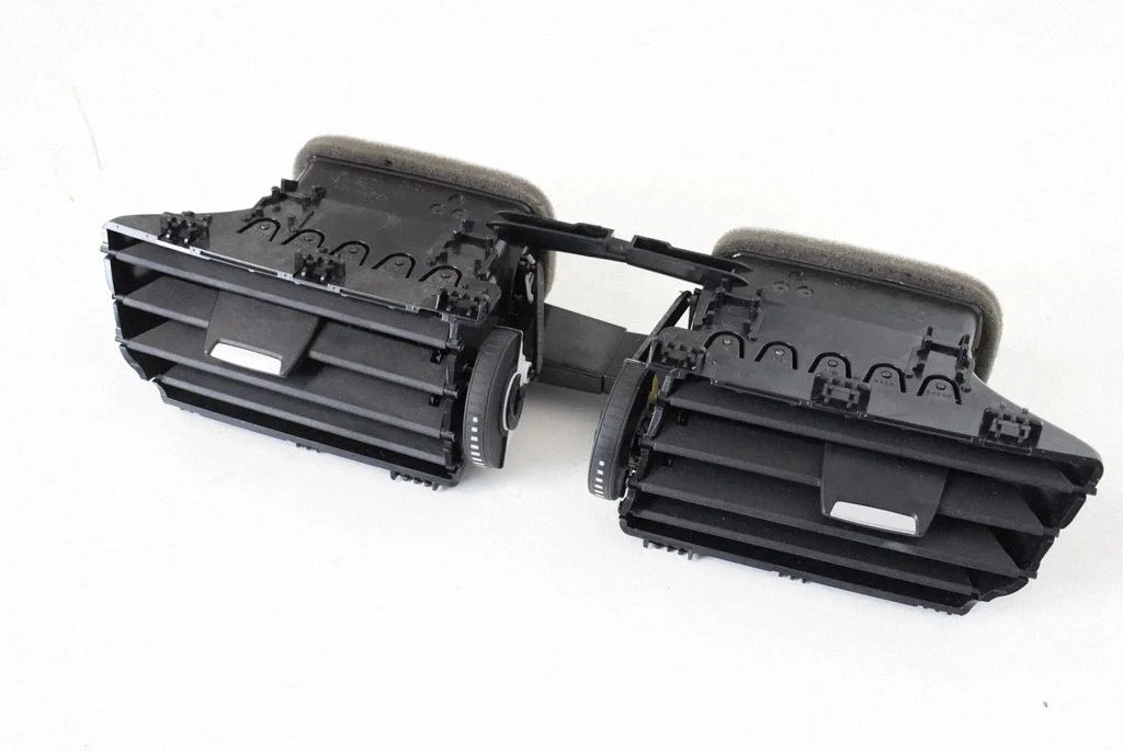Paneļa gaisa restītes – BMW X1 F48 F49 (2015-2022)