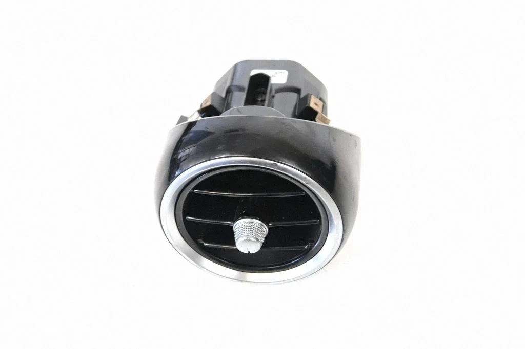 Kratka nawiewu szyby A2058301200