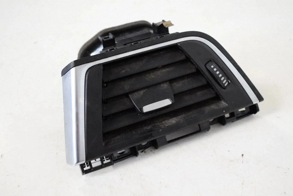 Armatuurlaua õhutusresti kate – BMW 3-seeria F30 F35 F31 (2012-2018)