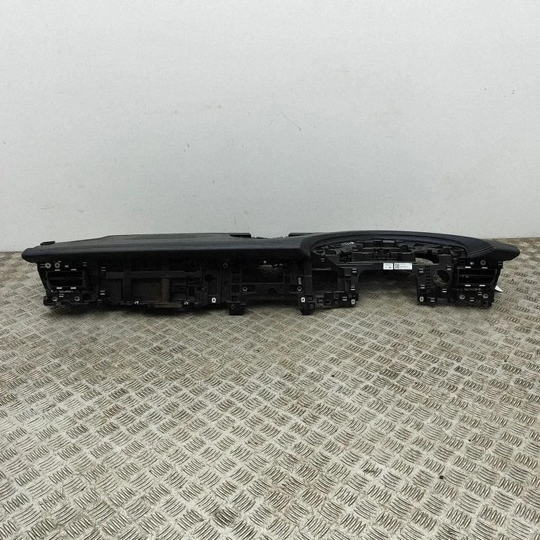 Deska rozdzielcza 9JA815681