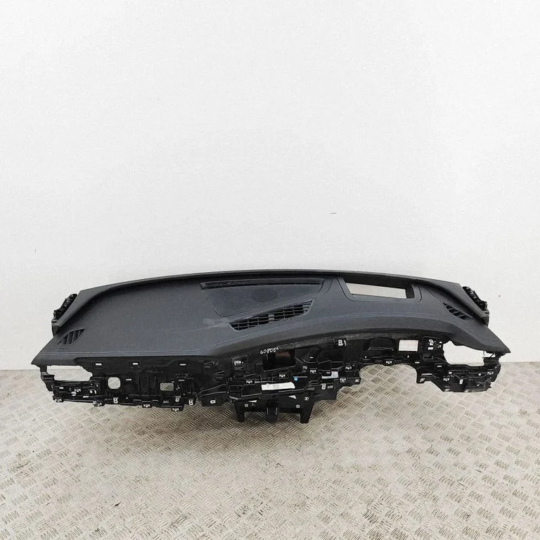 Deska rozdzielcza 8MC857001A