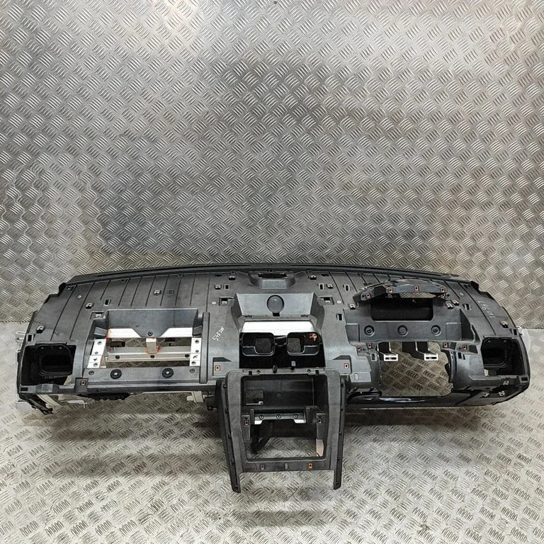 Panelis 6G33044B52AC