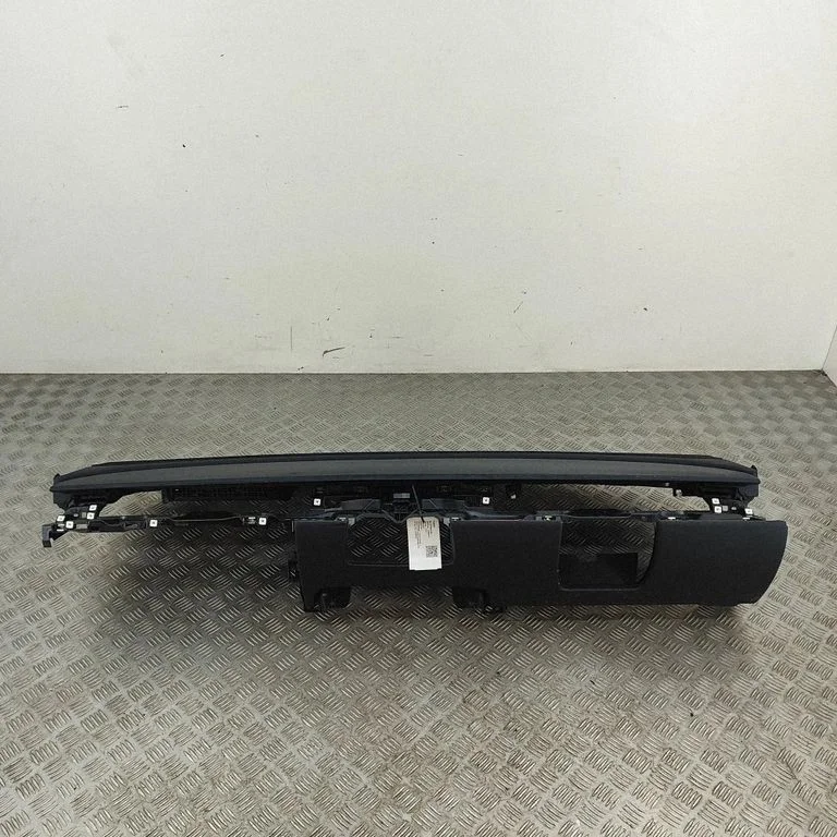 Dashboard 165930100A