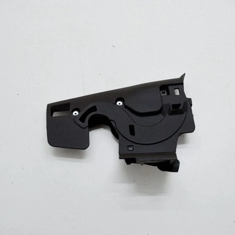 Dashboard lower bottom trim panel 05108294AA1