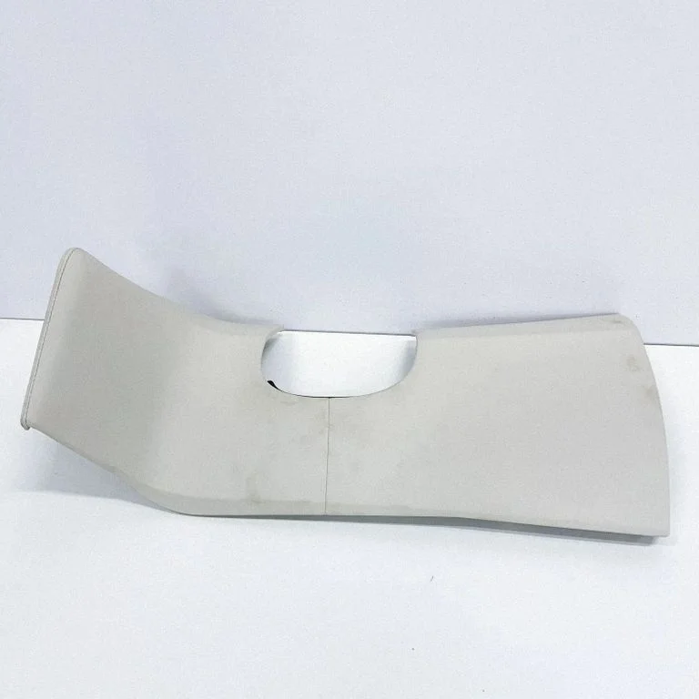 Dashboard lower bottom trim panel 103311200