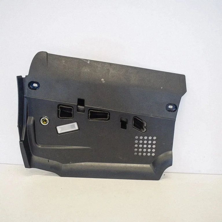 Panel deski rozdzielczej (dolny) 9166701