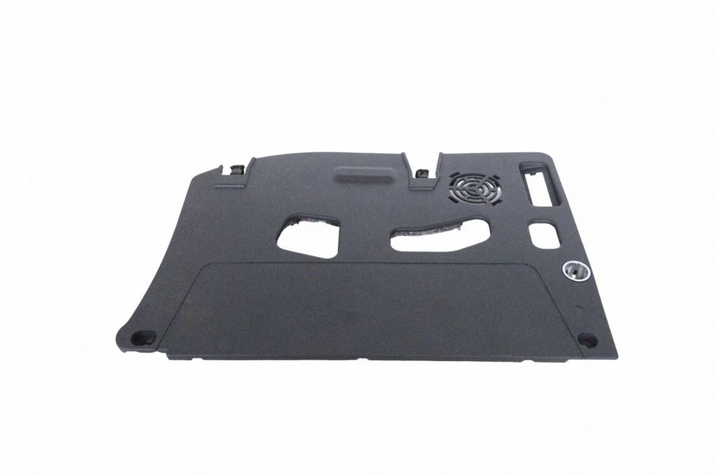 Paneļa apdares panelis (apakšējais) – BMW X1 E84 (2009-2015)