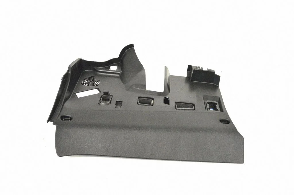 Armatuurlaua alumine viimistluspaneel – BMW 5-seeria F10 F11 (2009-2016)
