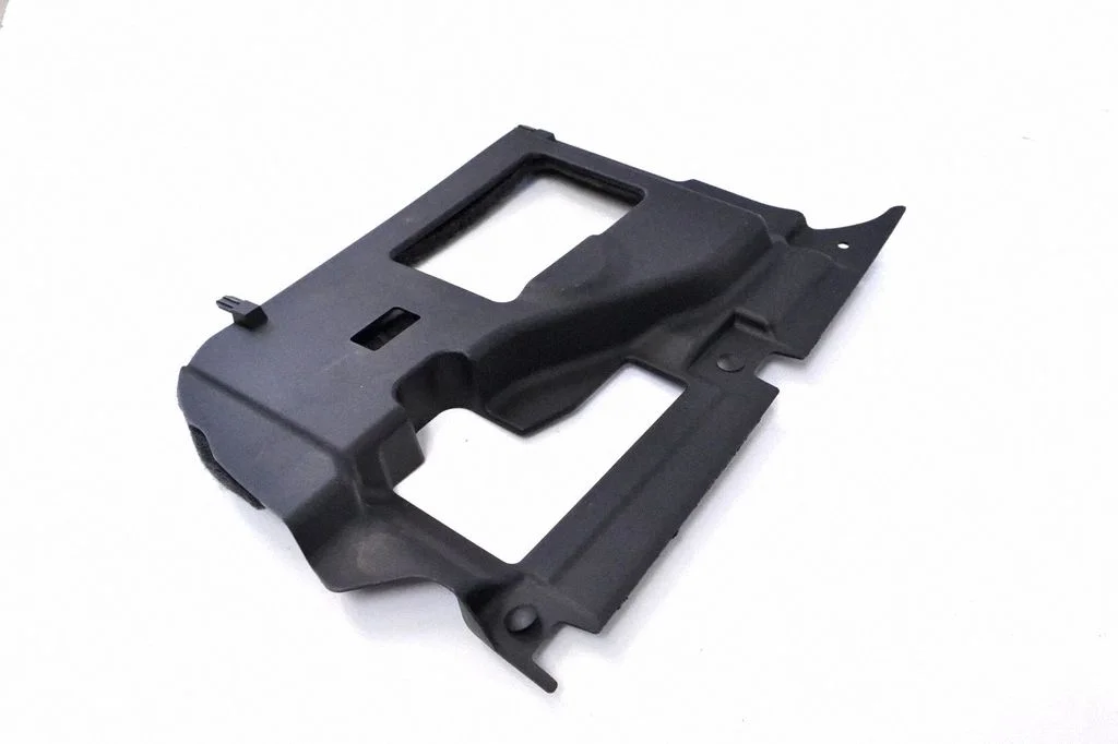 Dashboard lower bottom trim panel HK83046B01B