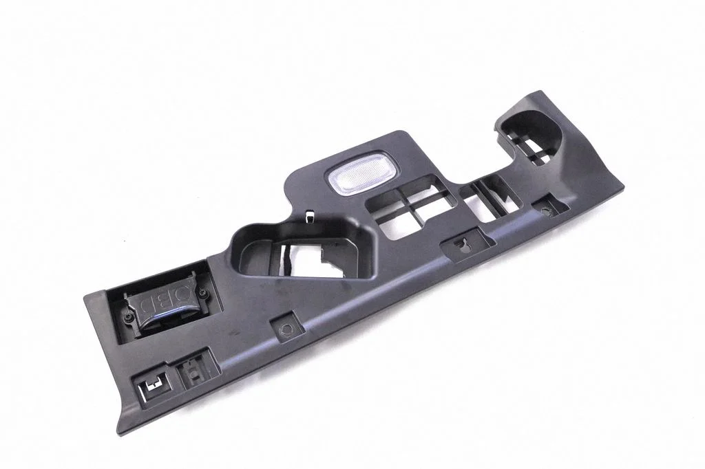Armatuurlaua alumine viimistluspaneel – Mercedes-Benz GLA-klass W156 X156 (2013-2019)