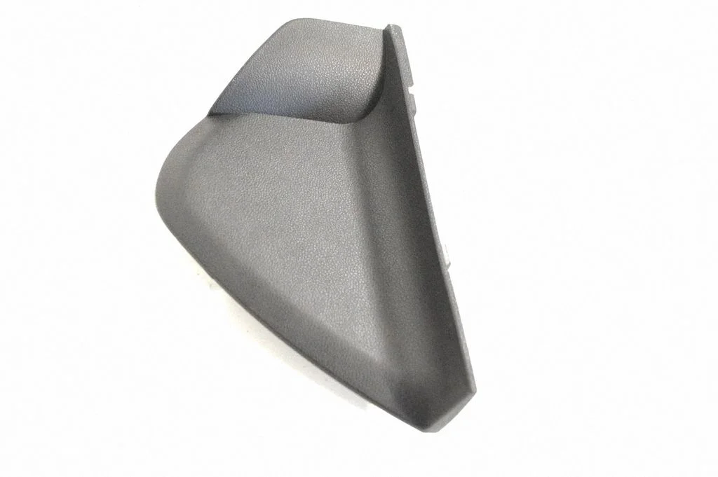 Dashboard side end trim – Mercedes-Benz ML-Class W164 (2005-2011)