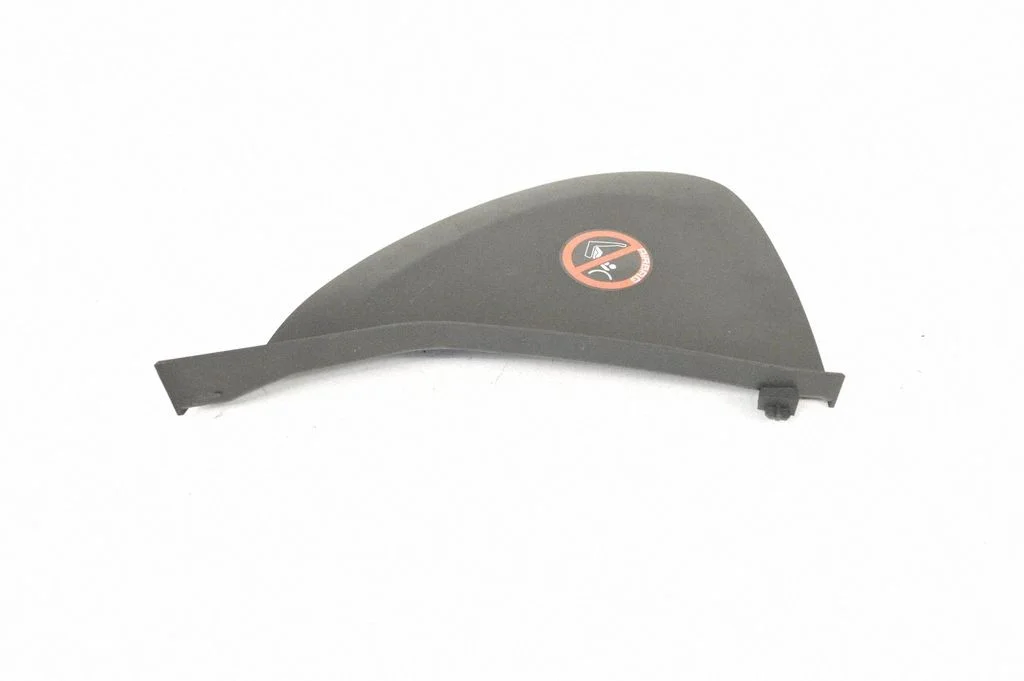 Paneļa apdares panelis (sānu) 8X23F04480A