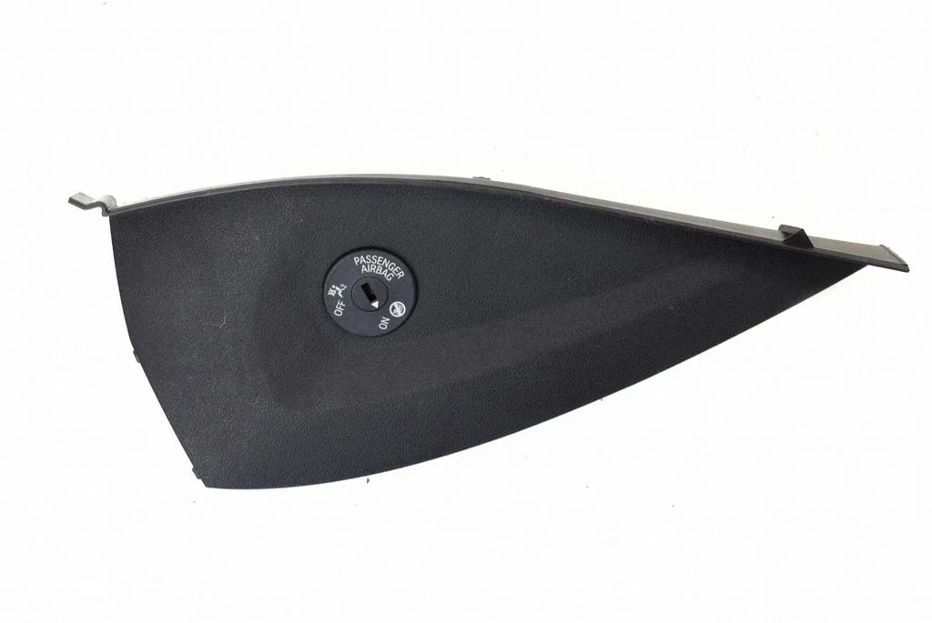 Dashboard side end trim