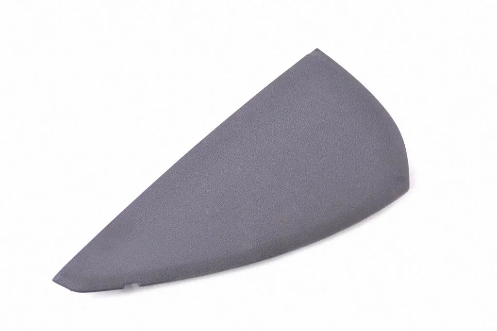 Paneļa apdares panelis (sānu) 8R0857085A