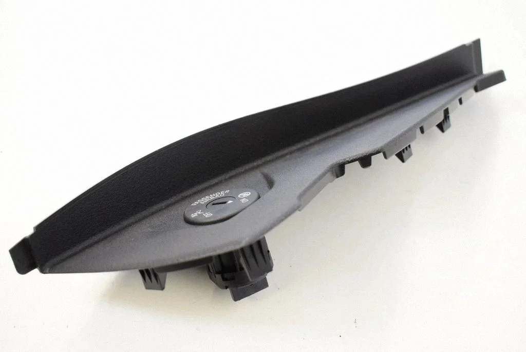 Dashboard side end trim – BMW 2 Series F46 (2015-)