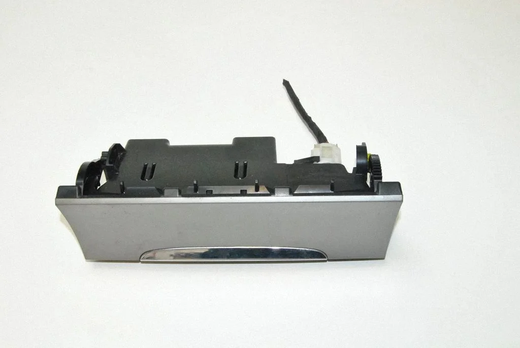 Pelnutrauks panelī 3C0857961
