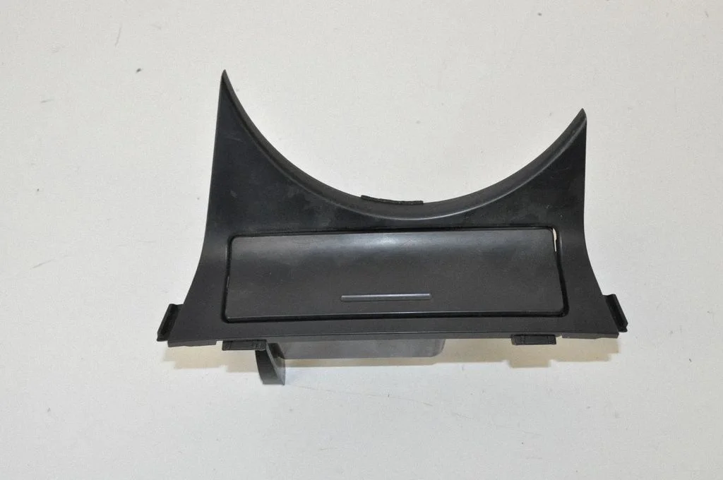 Car ashtray – Subaru Outback (2007-2009)