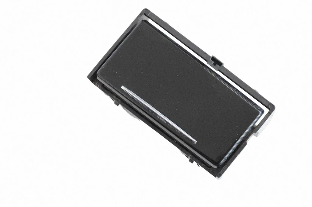 Pelnutrauks panelī AW9314B442AF