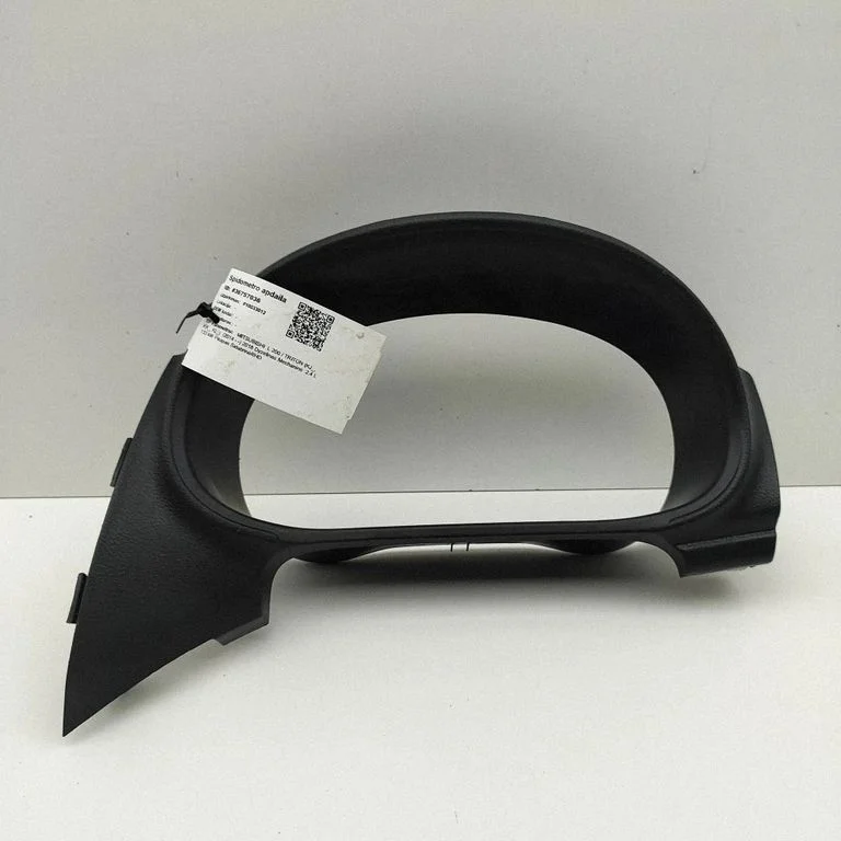 Instrumentu paneļa apdare 8060A217XA