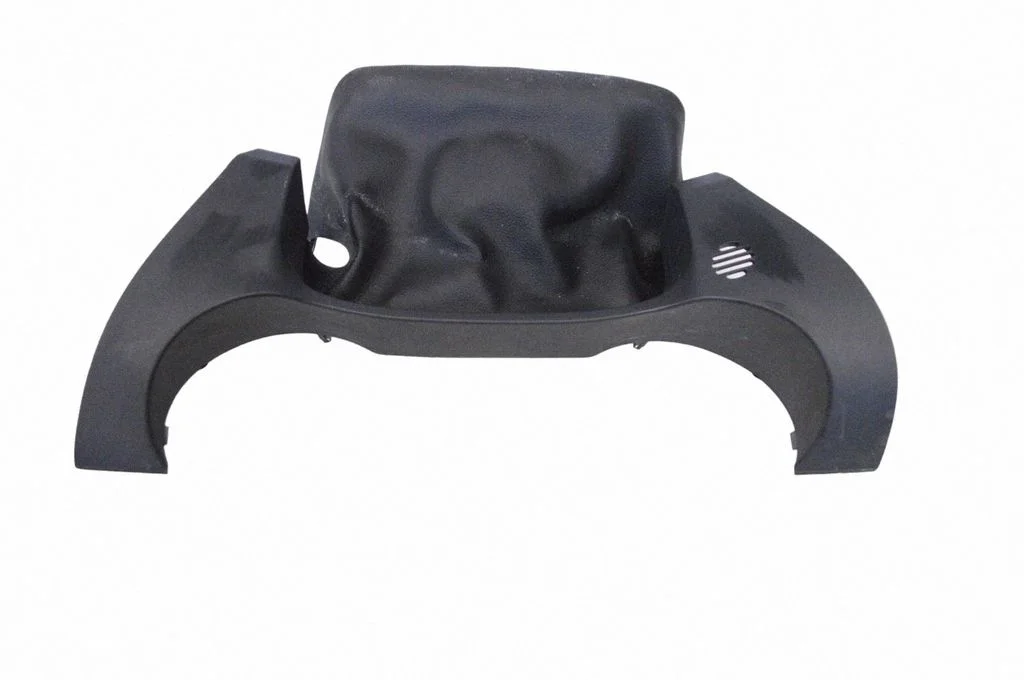 Dashboard trim HK8310A894FB