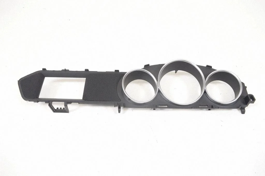 Dashboard trim A2046890339