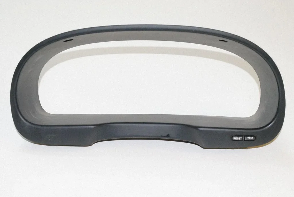 Instrumentu paneļa apdare – Hyundai Santa Fe (2006-2012)