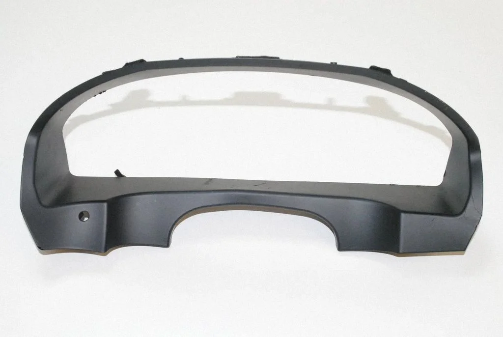 Instrumentu paneļa apdare – Mercedes-Benz E klase C207 W207 (2009-2017)