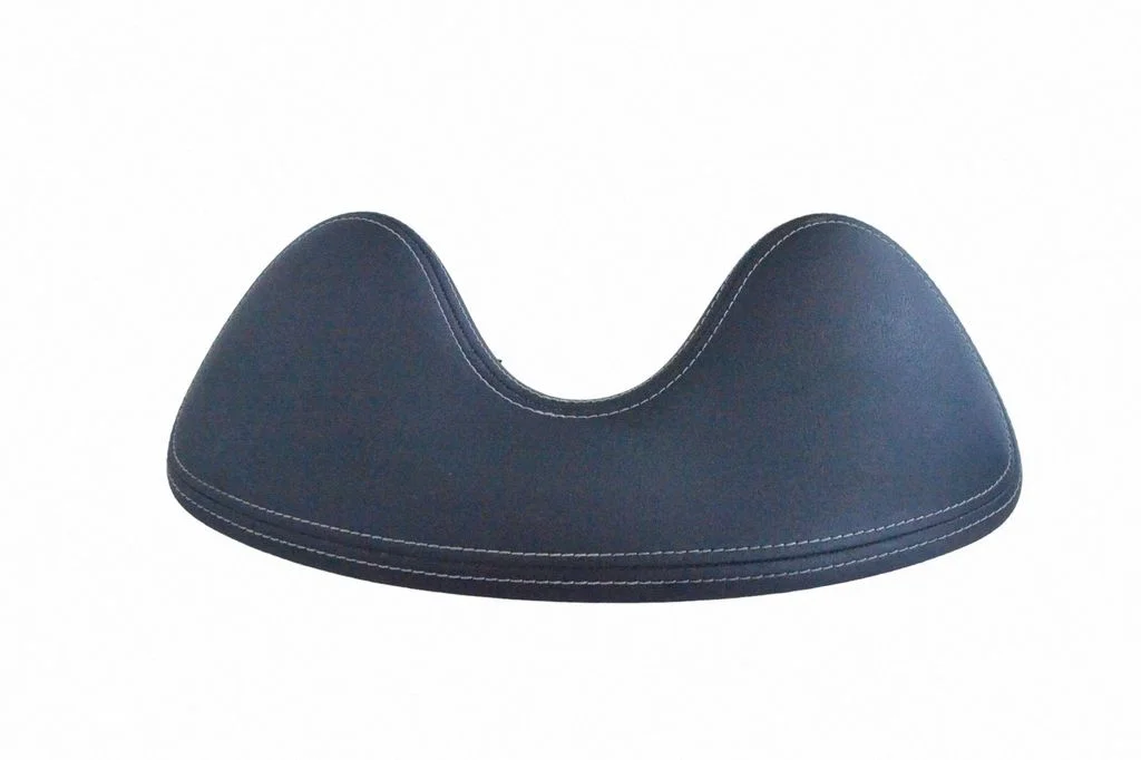 Dashboard trim 682P11KG2A