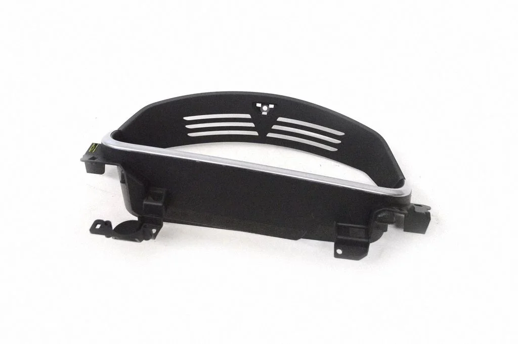 Dashboard trim J9D310A894B