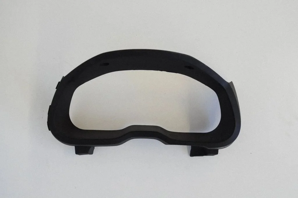 Näidikute paneeli viimistlus – Subaru Outback (2009-2014)