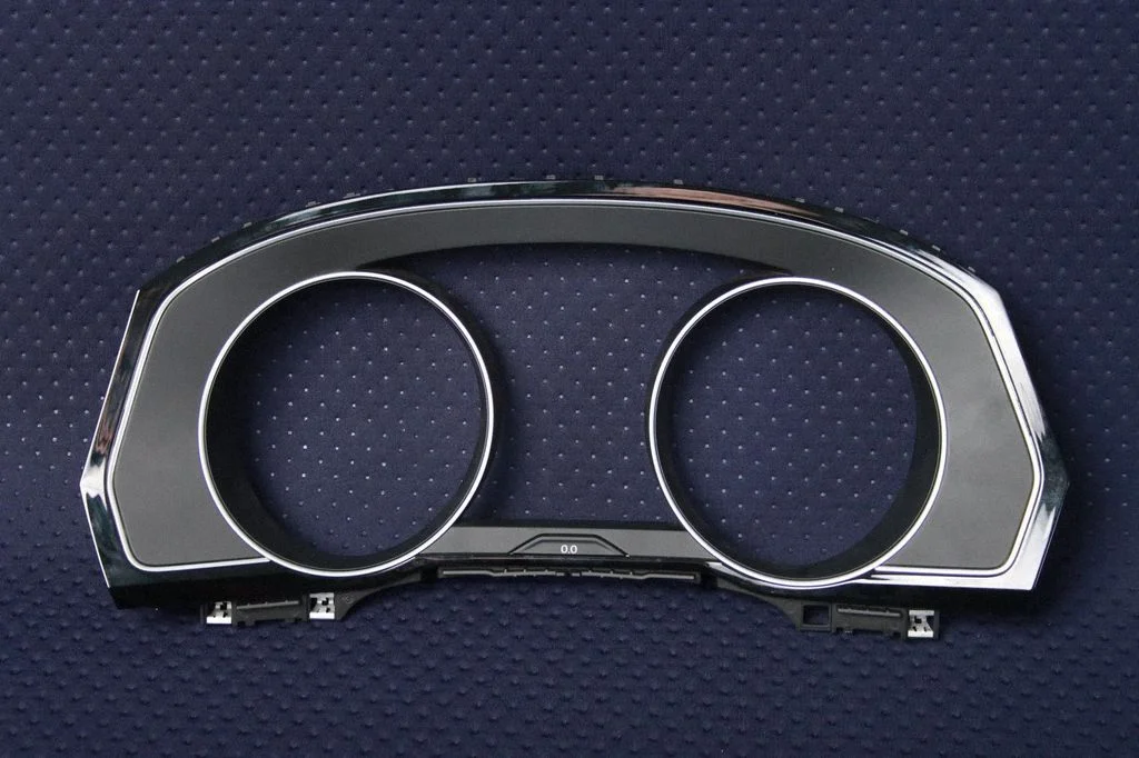 Instrumentu paneļa apdare – Volkswagen Passat CC (2008-2016)