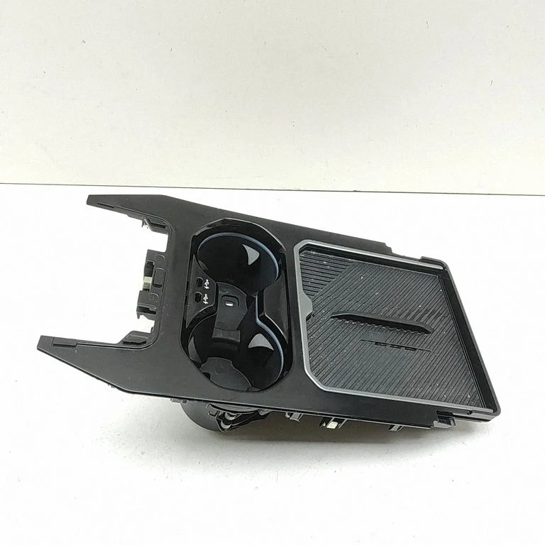 Cup holder 5A70147