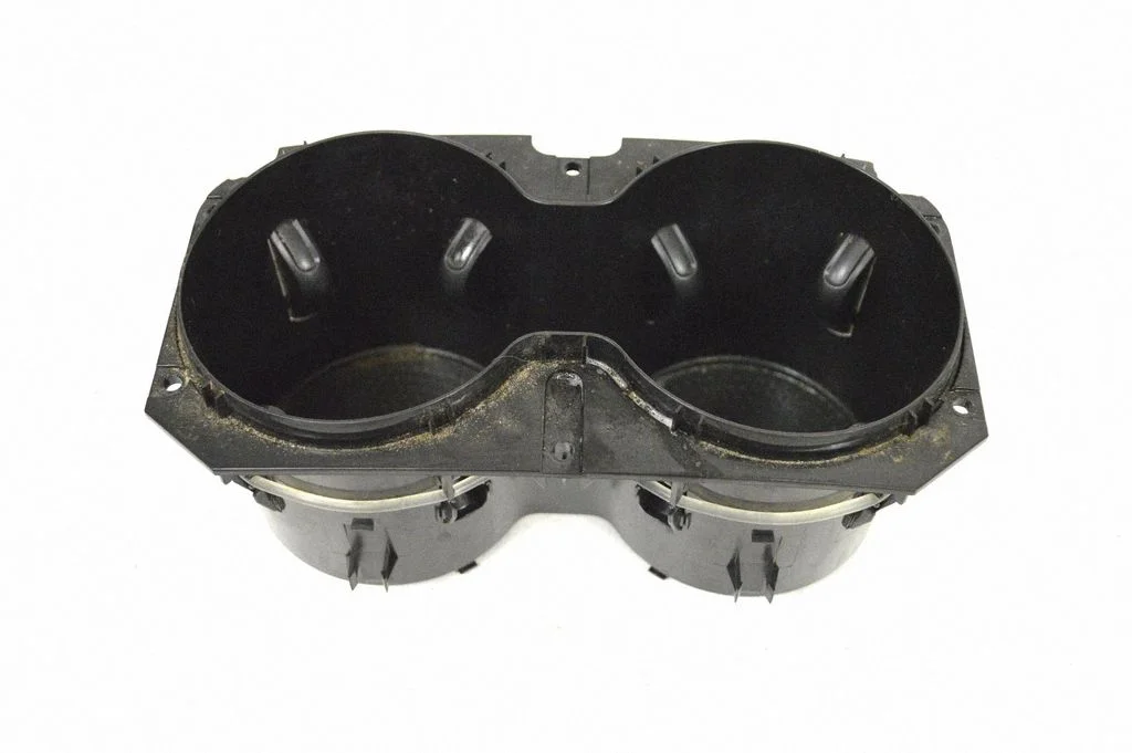 Cup holder – Volkswagen Touareg II (2010-2018)