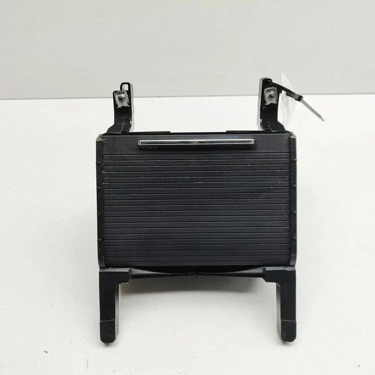 Krūzes turētājs 3V0858329