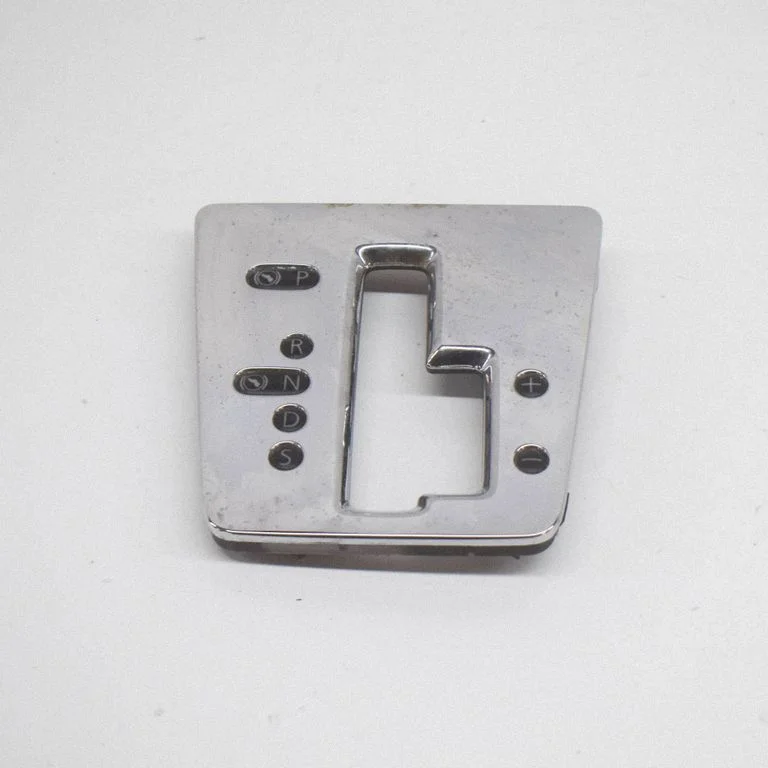 Pārnesumu pārslēga sviras apdare (plastmasas) 3D0713109A
