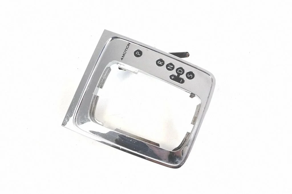 Pārnesumu pārslēga sviras apdare (plastmasas) 3C2713203G