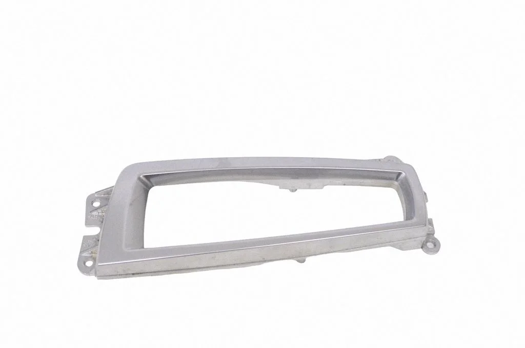 Ramka dźwigni zmiany biegów (plastikowa) – BMW Seria 5 F10 F11 (2009-2016)