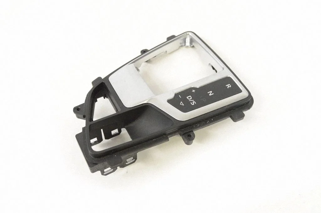 Käigukangi ümbrise viimistlus (plastik) – Audi A4 S4 B9 (2015-2019)