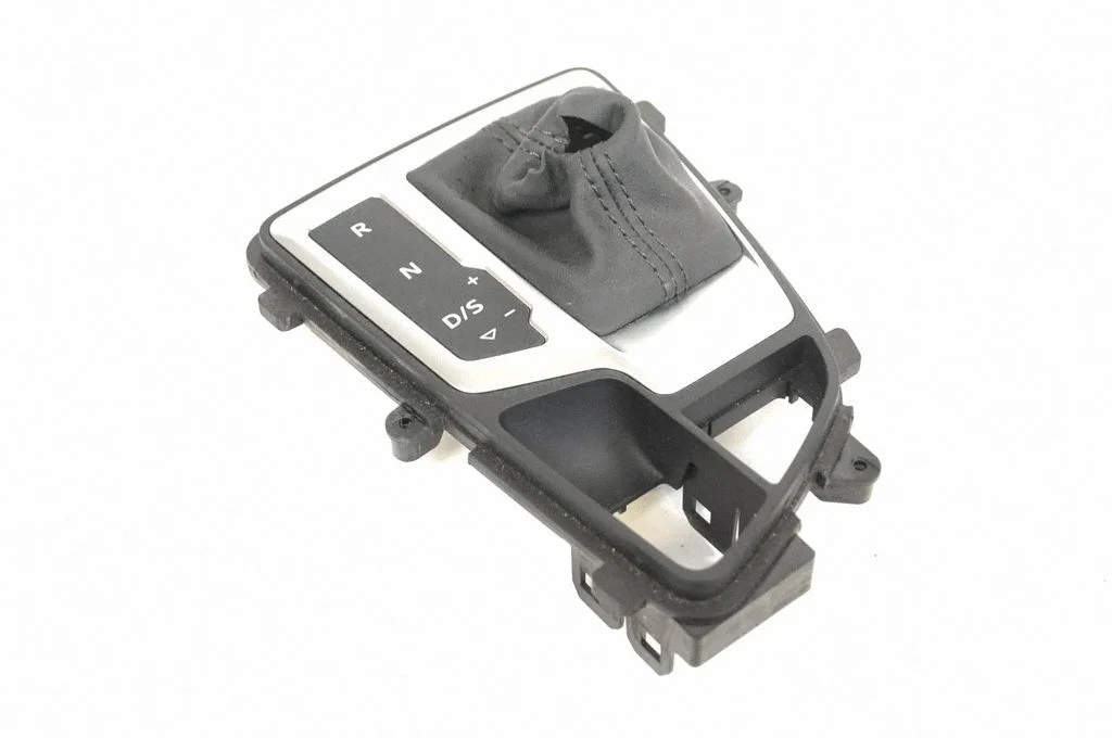 Gear shifter surround trim plastic – Audi Q7 4M (2015-)