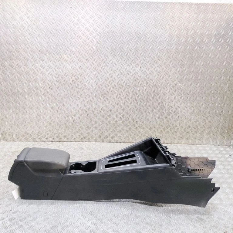 Center console 5H2863241A